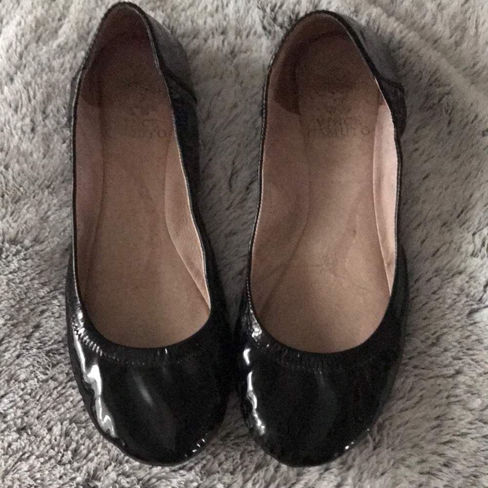 Vince Camuto Flats